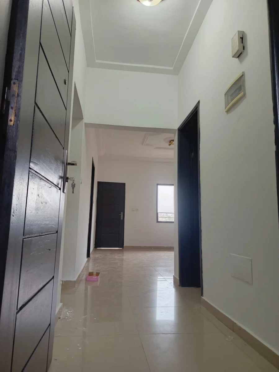 Appartement 3 pièces à louer à Bingerville