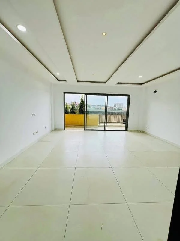 Appartement 4 pièces à louer à Cocody Riviera