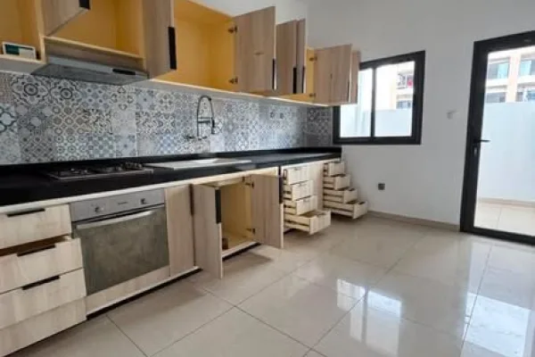 Appartement 4 pièces à Riviera M'Badon