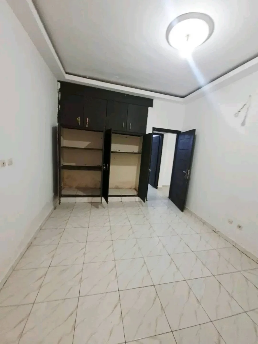 Appartement 3 pièces à louer à Angré
