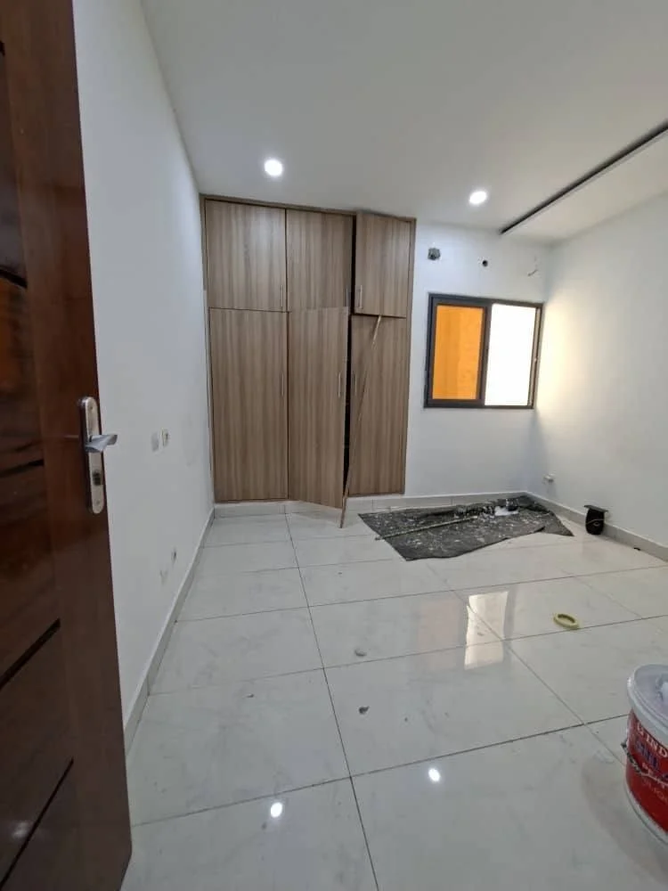 Appartement 4 pièces avec ascenseur à Cocody Riviera Faya