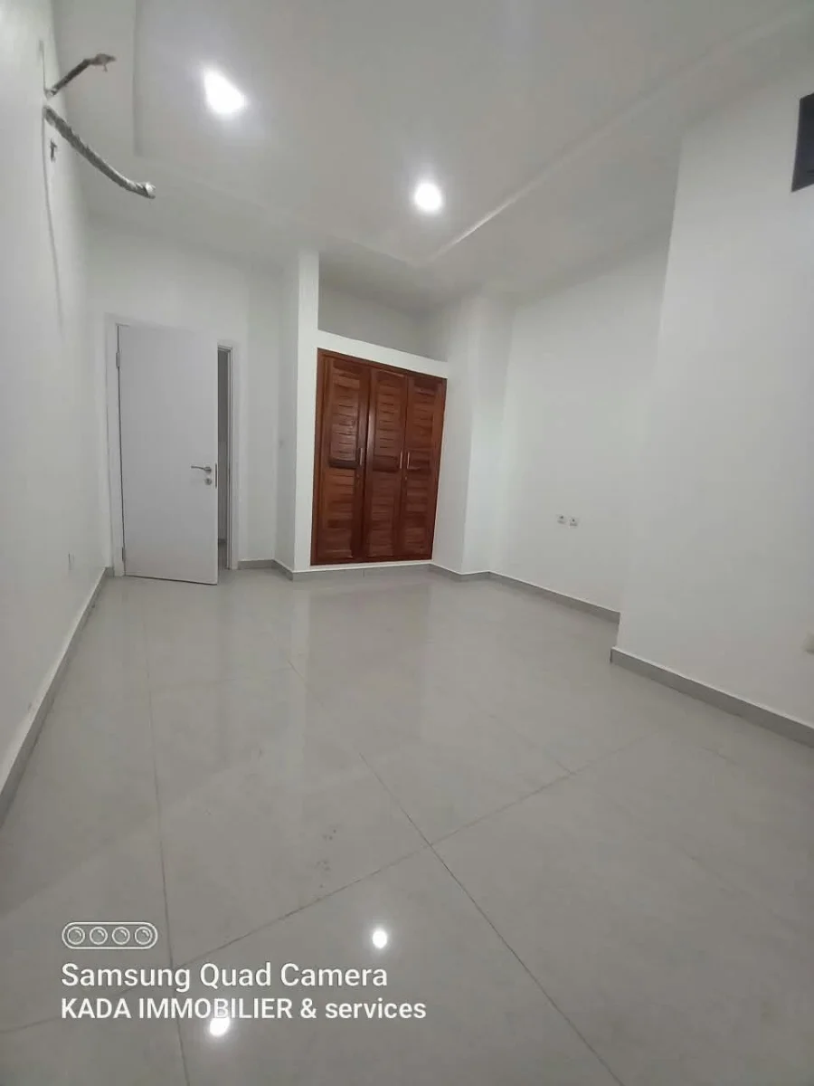 Appartement 2 pièces à Angré Nouveau CHU Djorobité