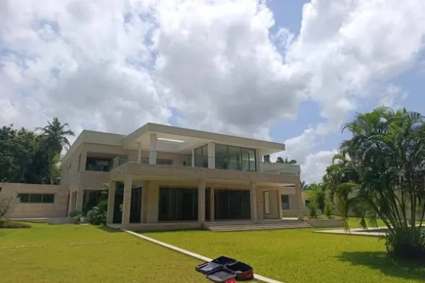 Villa duplex moderne 13 pièces à Riviera Golf