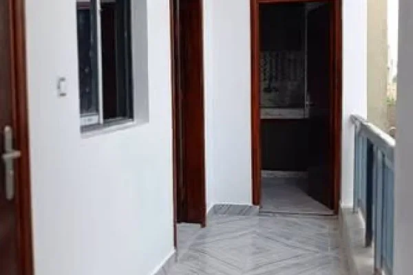 Appartement 2 pièces meublé à Riviera Feh Kessé