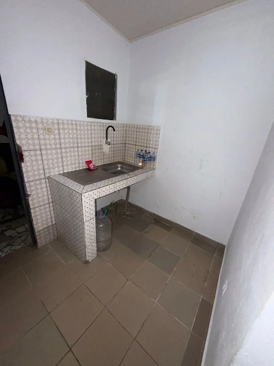 Studio à louer à Santai, Bingerville