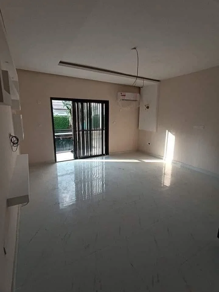 Appartement 4 pièces à Riviera Attoban