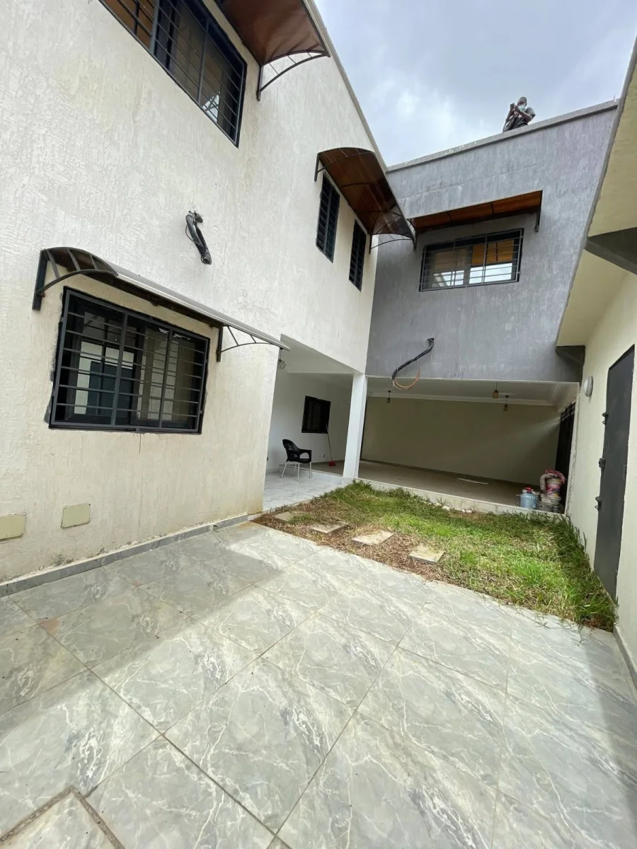 Villa duplex 8 pièces à louer à Bingerville