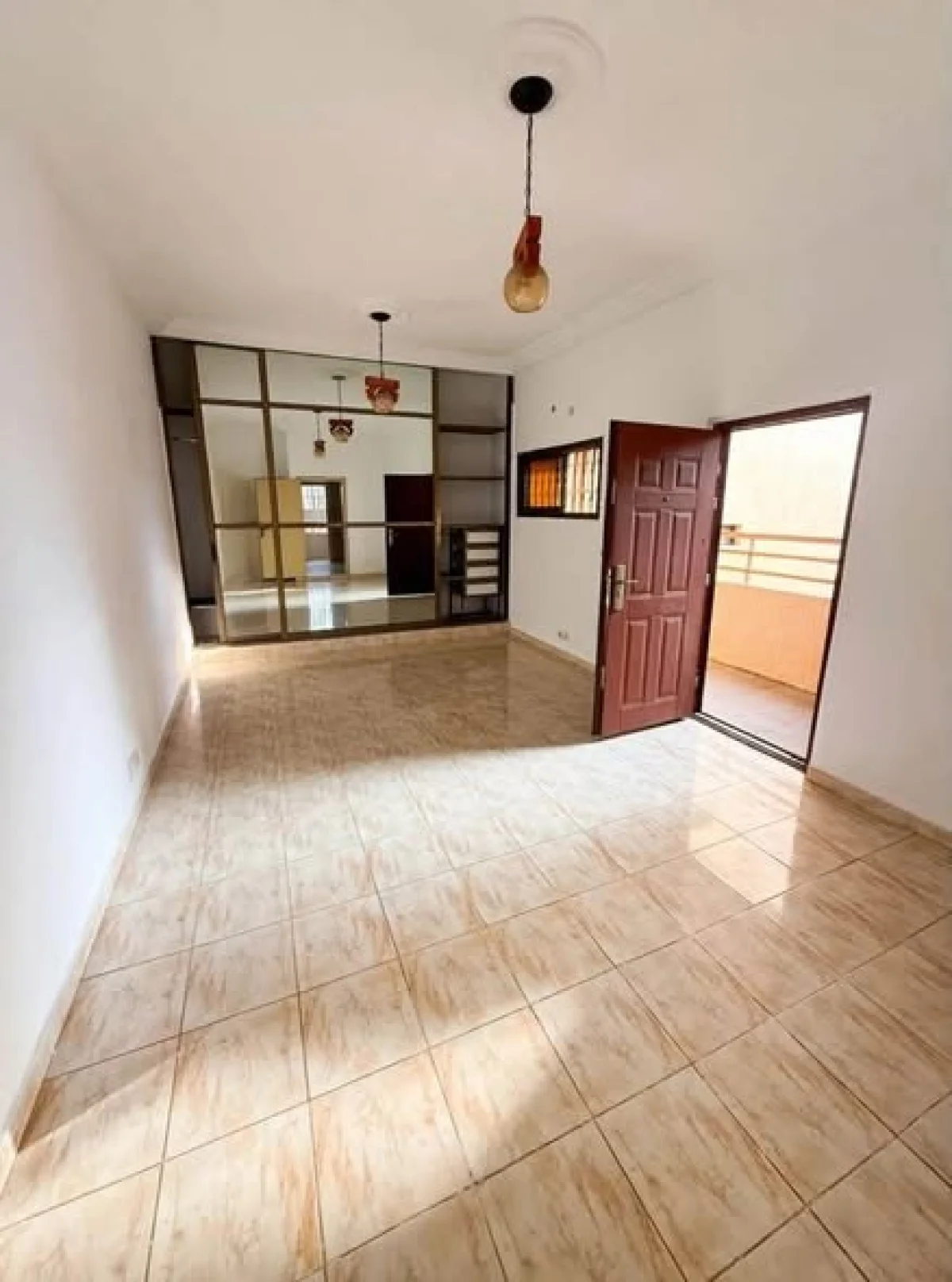 Studio à Yopougon Niangon Sud, quartier Faitai