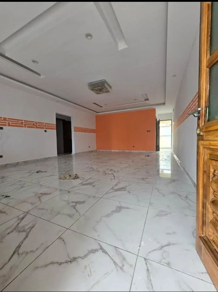 Appartement 3 pièces à Angré CHU