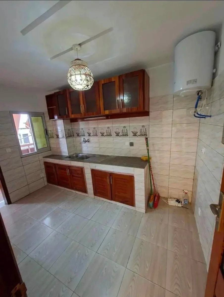 Appartement 3 pièces meublé à Angré Nouveau CHU