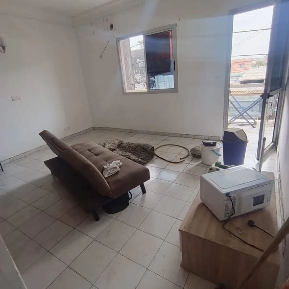 Studio meublé avec balcon à Riviera Palmeraie