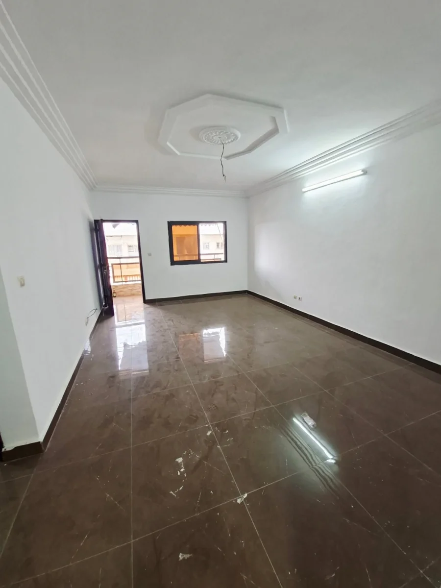 Appartement 3 pièces à Angré Château