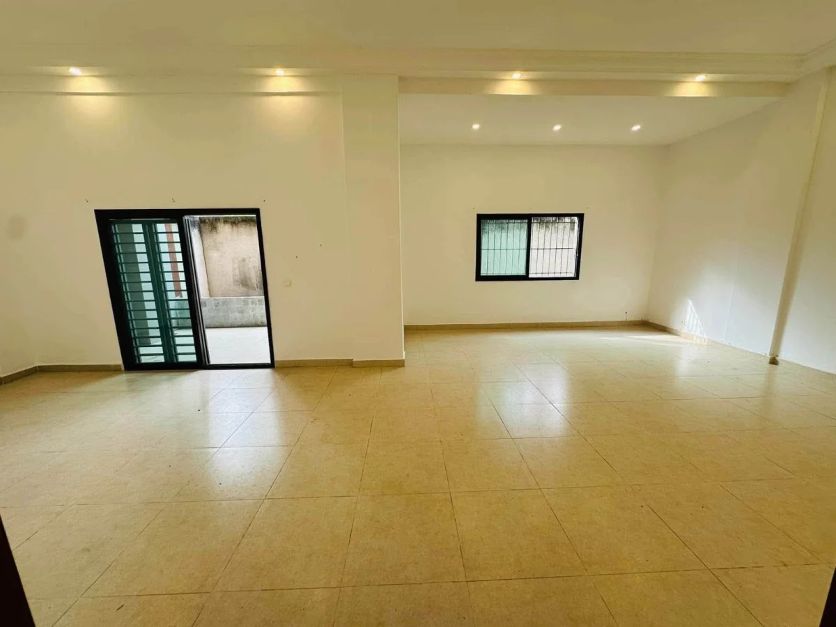 Appartement 4 pièces à la Riviera Triangle