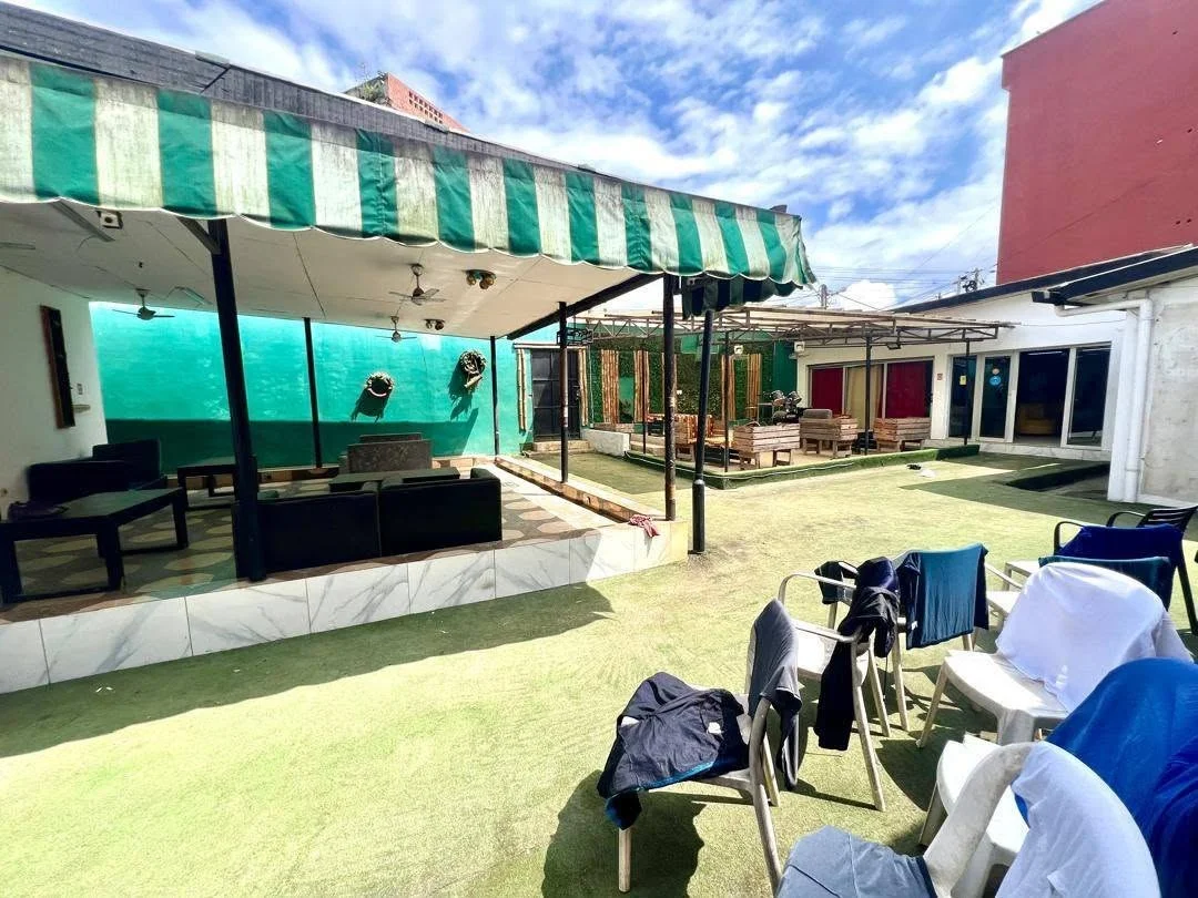 Bar-restaurant équipé en gérance libre à Faya Cité Sir