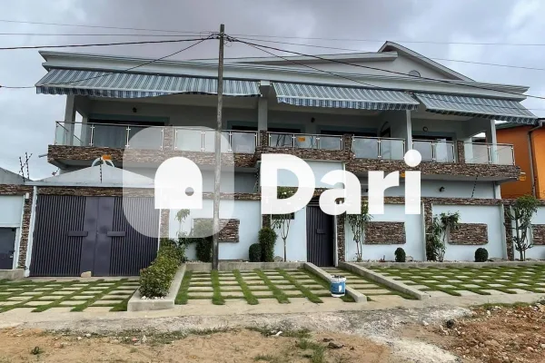 Villa duplex 9 pièces à Cocody Riviera Faya