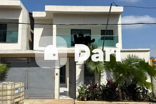 Villa triplex 9 pièces à Cocody Palmeraie Saint Viateur