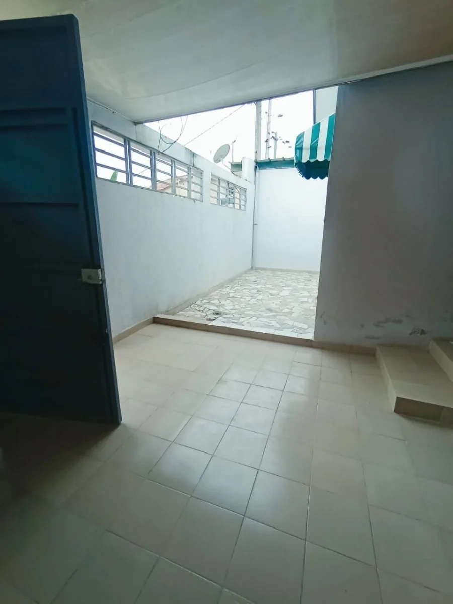 Villa 4 pièces à Fékessé