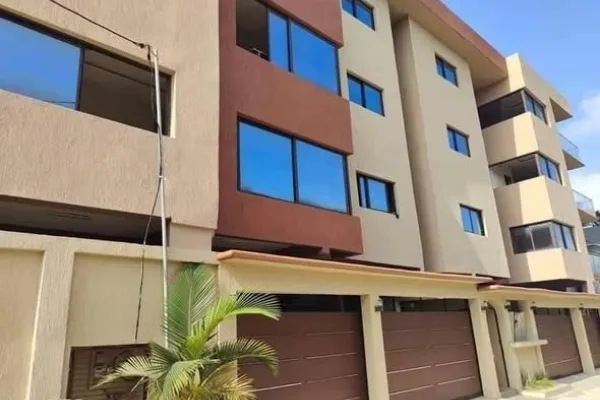 Appartement 3 pièces haut standing à Riviera Faya