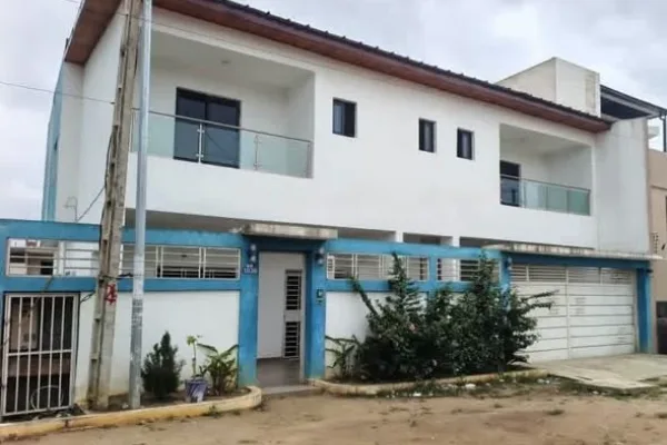 Villa triplex T8 meublée à Bingerville