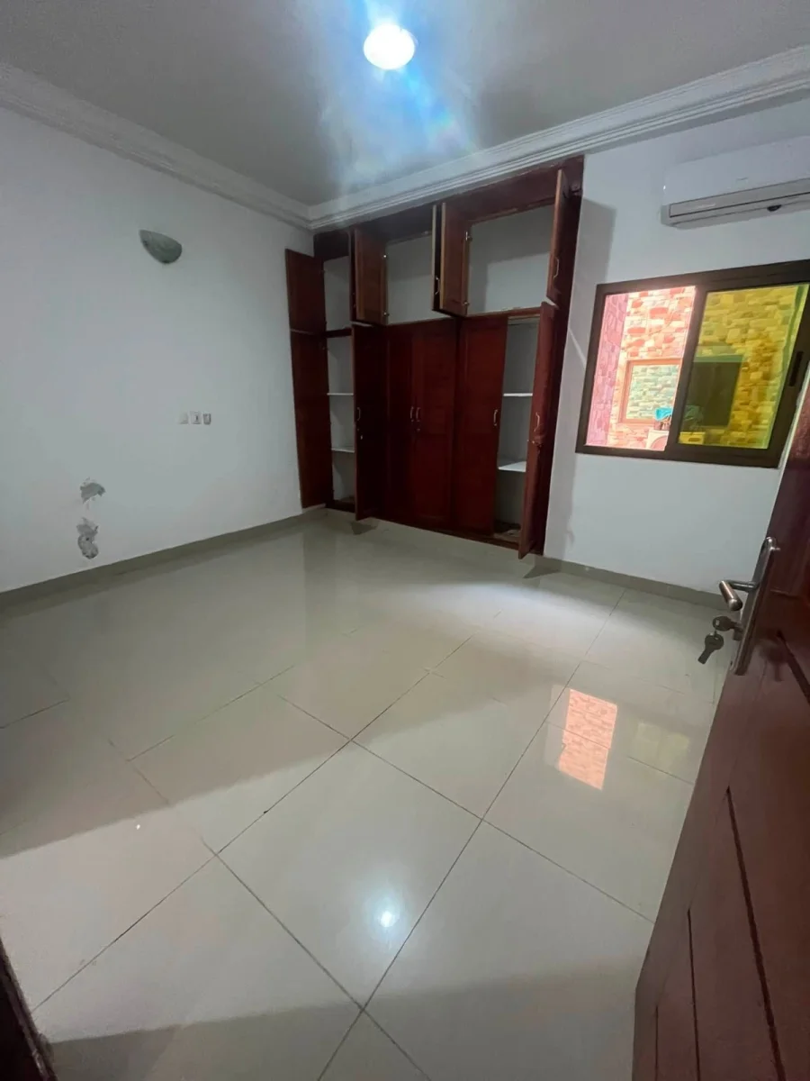 Appartement 3 pièces à Angré 9e tranche