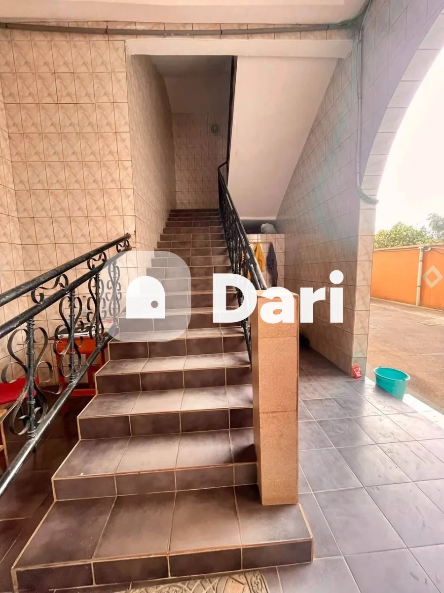 Appartement 3 pièces bon standing à Riviera Palmeraie Saint Viateur