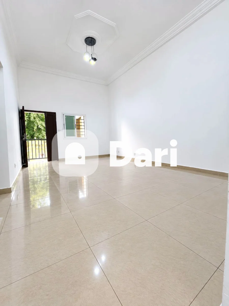 Appartement 3 pièces à Angré 8e tranche