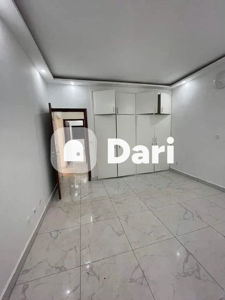 Appartement 3 pièces bon standing à Cocody Angré 9e tranche