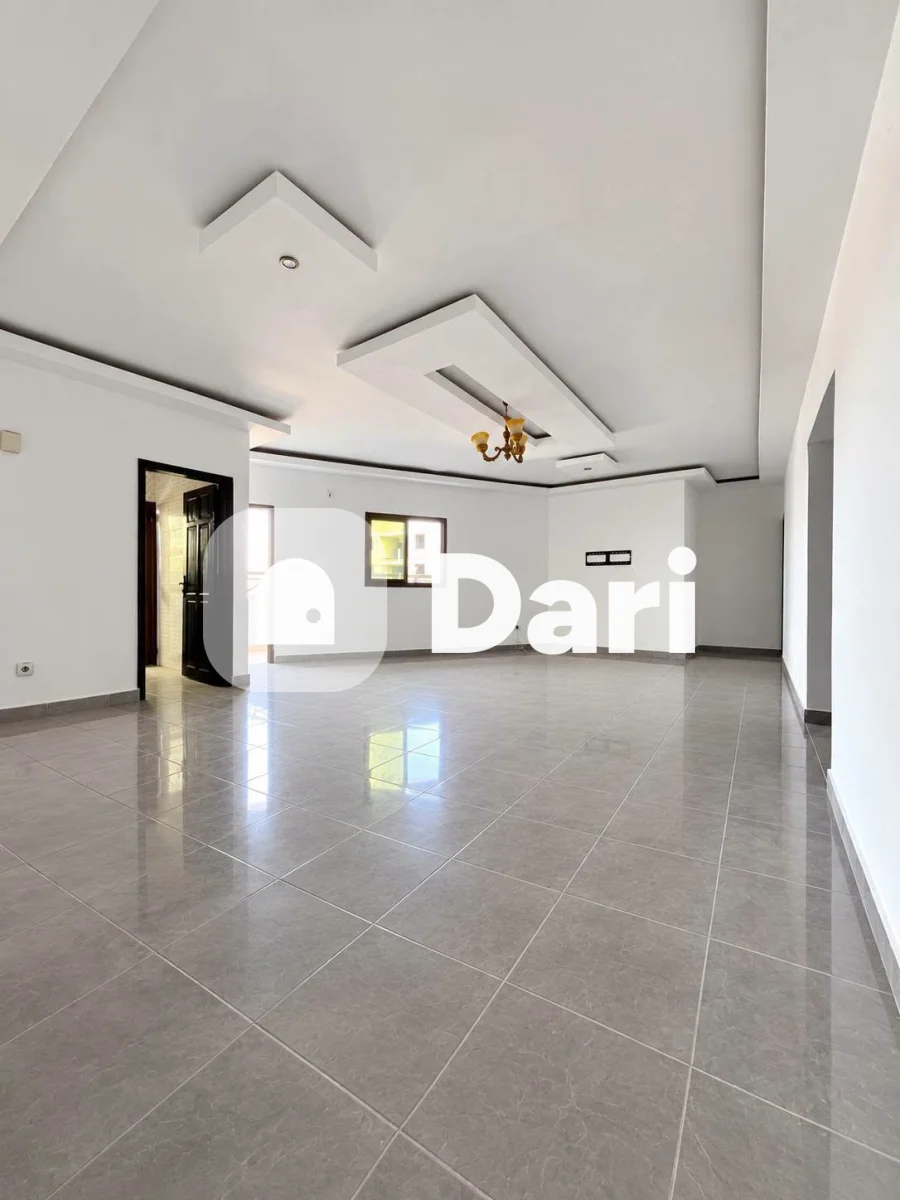 Appartement 4 pièces à Angré nouveau CHU