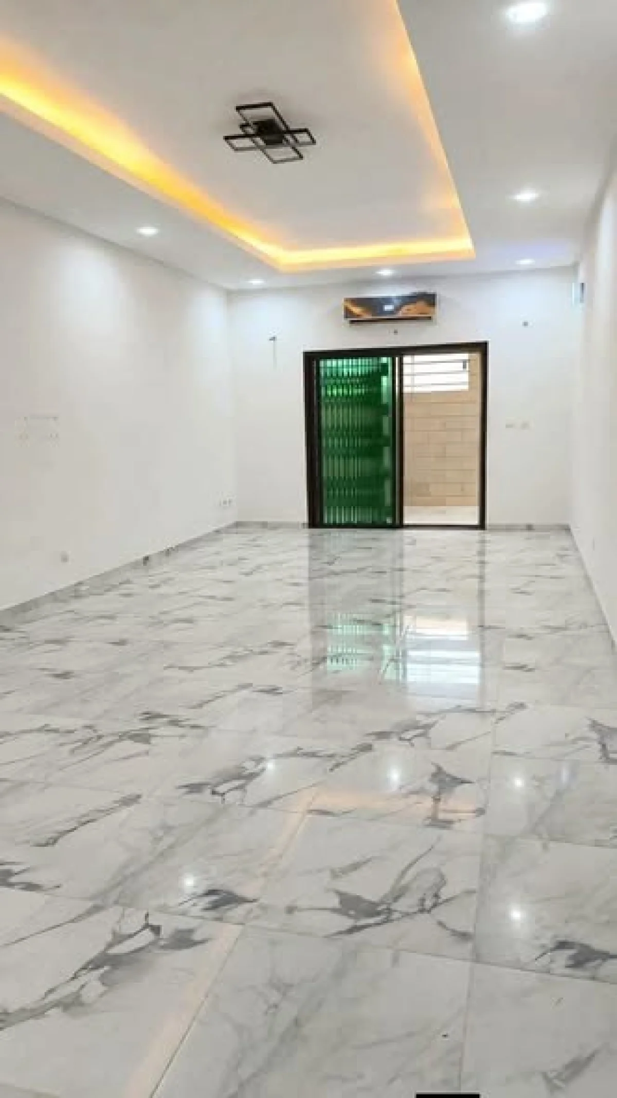 Appartement 3 pièces à Cocody Angré 9e Tranche