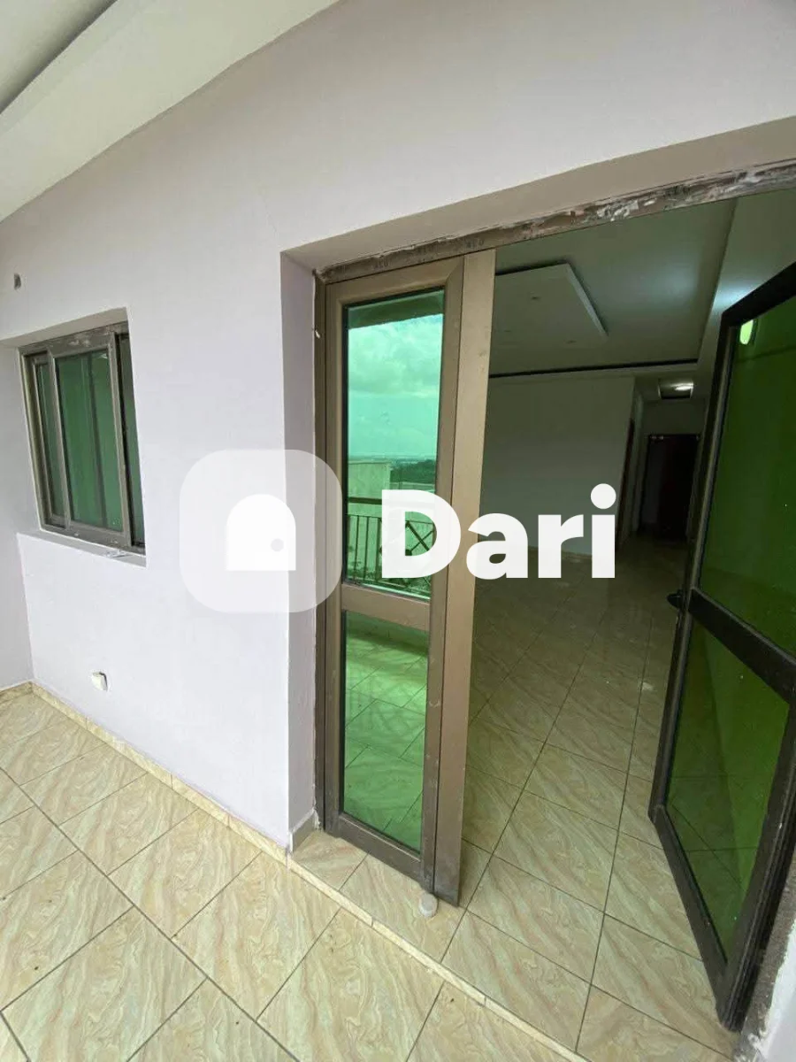 Appartement 3 pièces en location à Cocody Riviera Faya