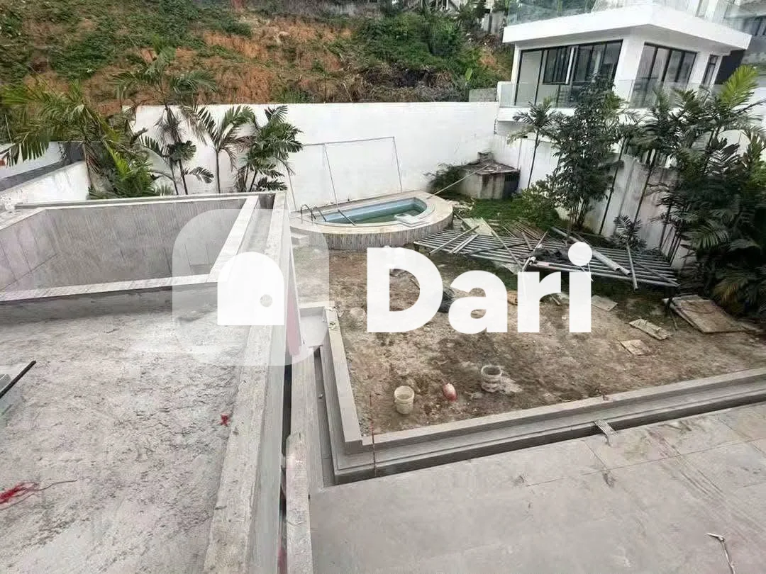Villa duplex 6 pièces avec piscine à Riviera 4 M'Badon