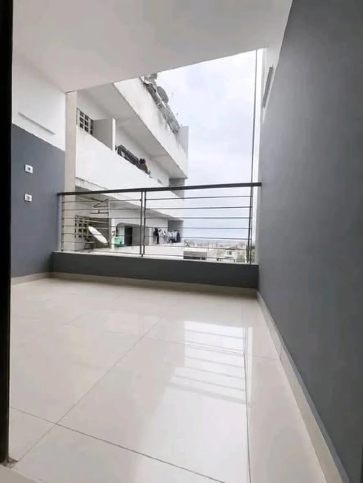 Appartement 4 pièces bon standing à Angré CHU