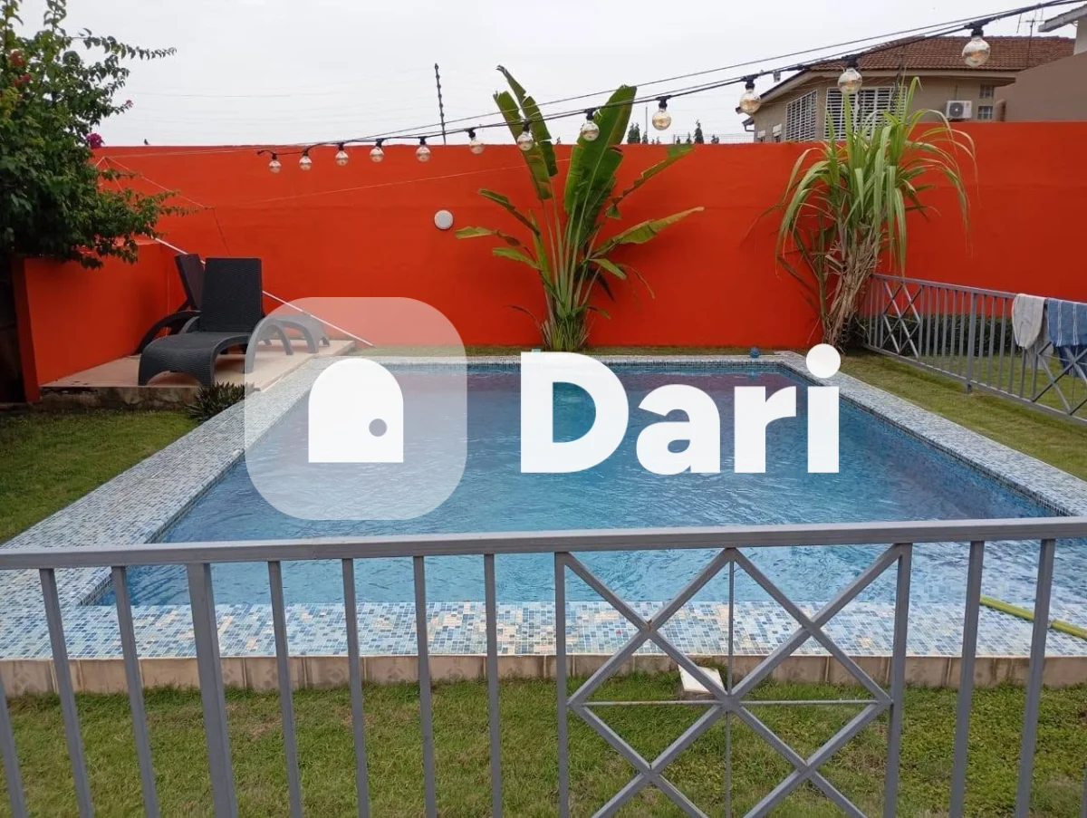 Villa duplex 5 pièces avec piscine et jardin à Riviera 4