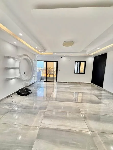 Appartement 3 pièces à Cocody Riviera Triangle