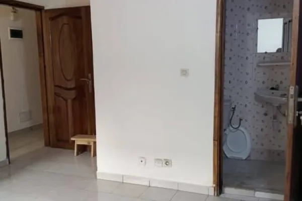 Appartement 4 pièces à Cocody Angré