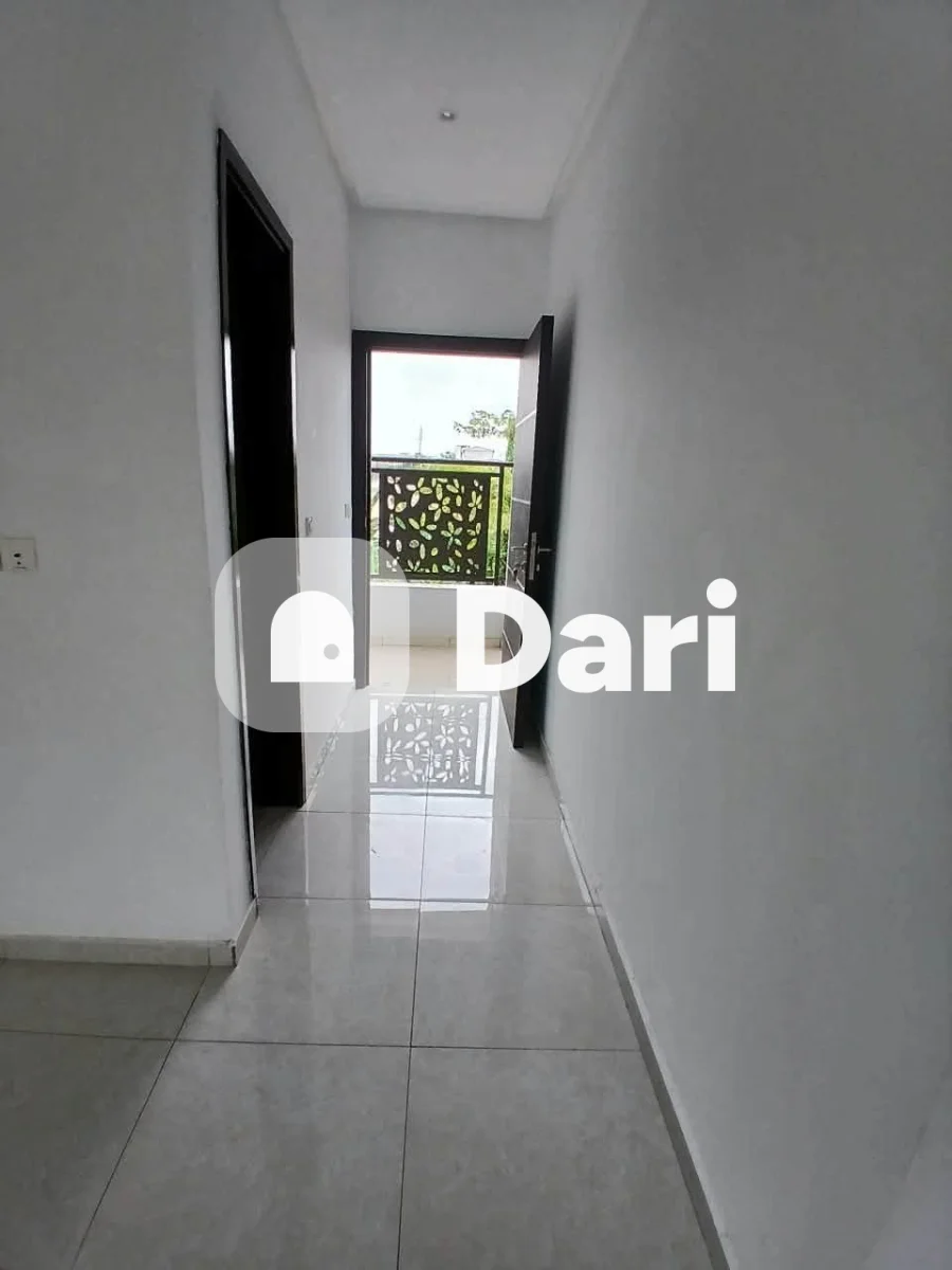 Appartement 3 pièces à Angré, Cocody