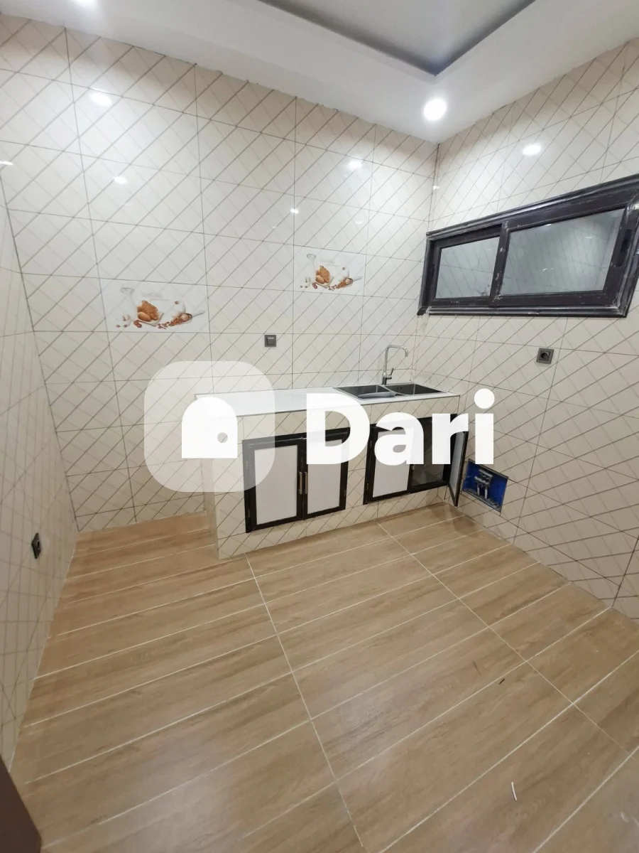 Appartement 3 pièces à Angré Château Terrain Sotra
