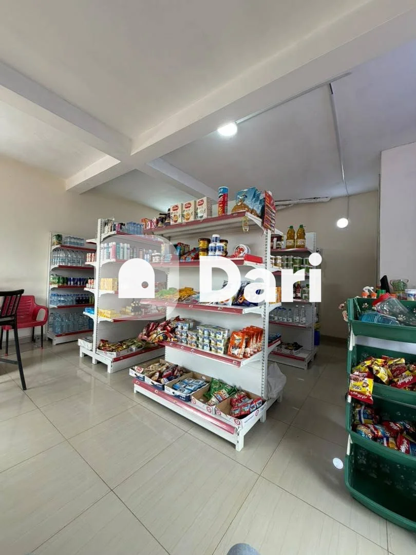 Supérette 40 m² à louer à Angré Djorogobiité