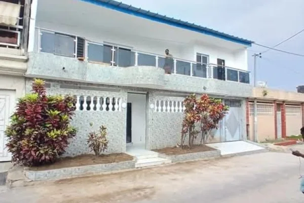 Villa duplex 6 pièces à Angré Pétro Ivoire