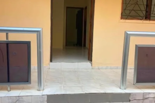 Appartement 2 pièces à Feh Kessé