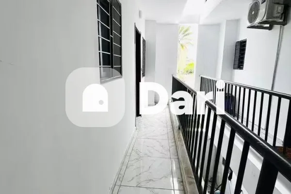 Appartement 2 pièces à Riviera 3 M'Pouto