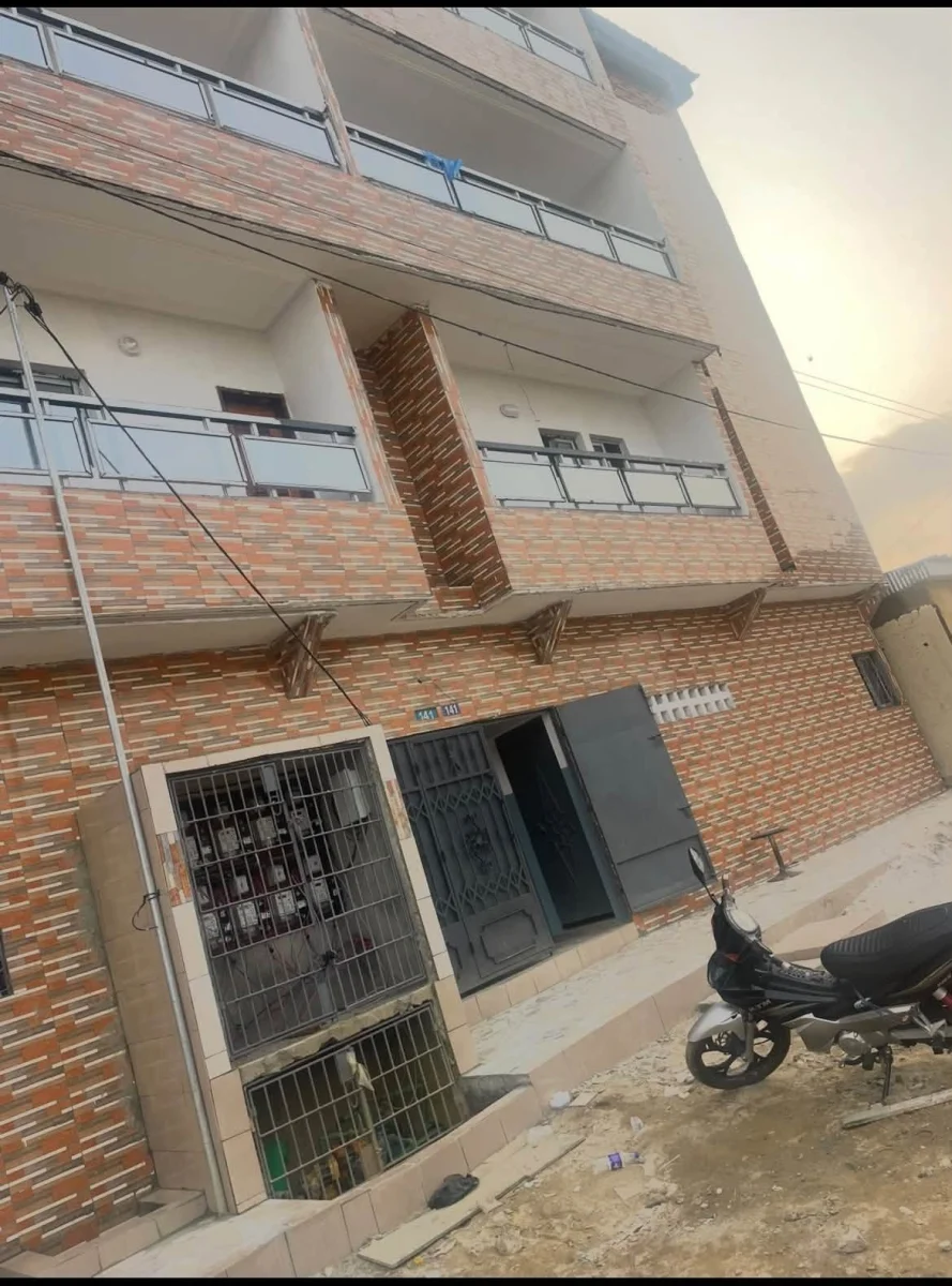 Appartement 3 pièces à Abobo-Anokoua