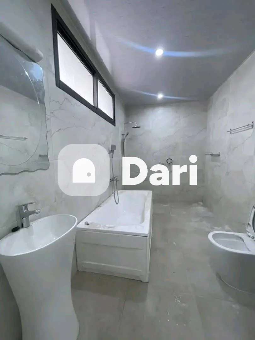 Villa duplex 5 pièces à Angré 8e tranche, Cocody