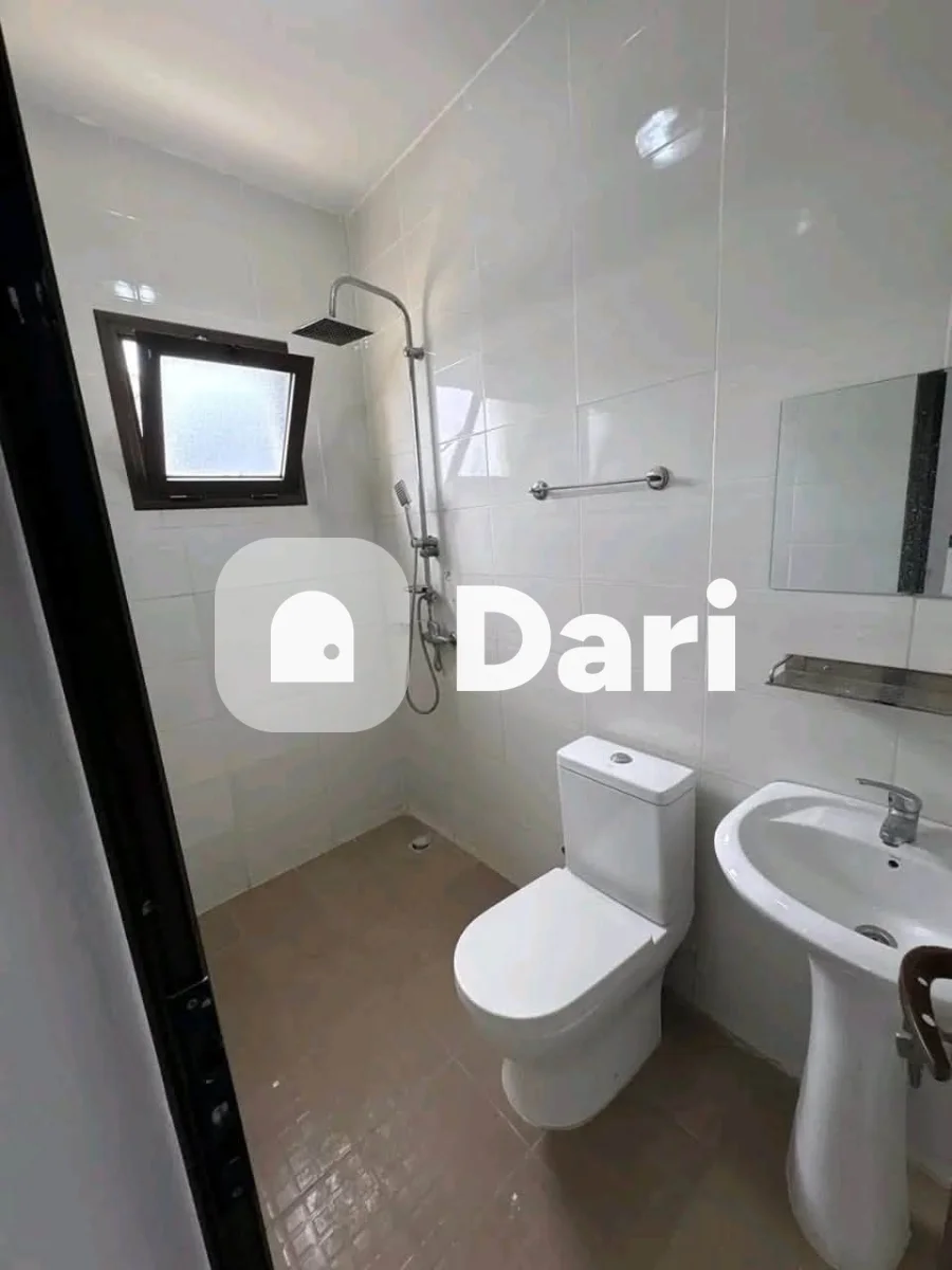 Appartement 2 pièces au 4e étage à Angré 9e tranche, Cocody