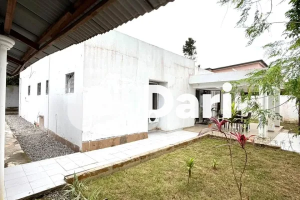 Villa 5 pièces + indépendante à Cocody Riviera 3