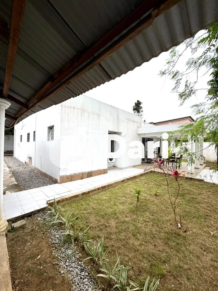 Villa 5 pièces + indépendante à Cocody Riviera 3
