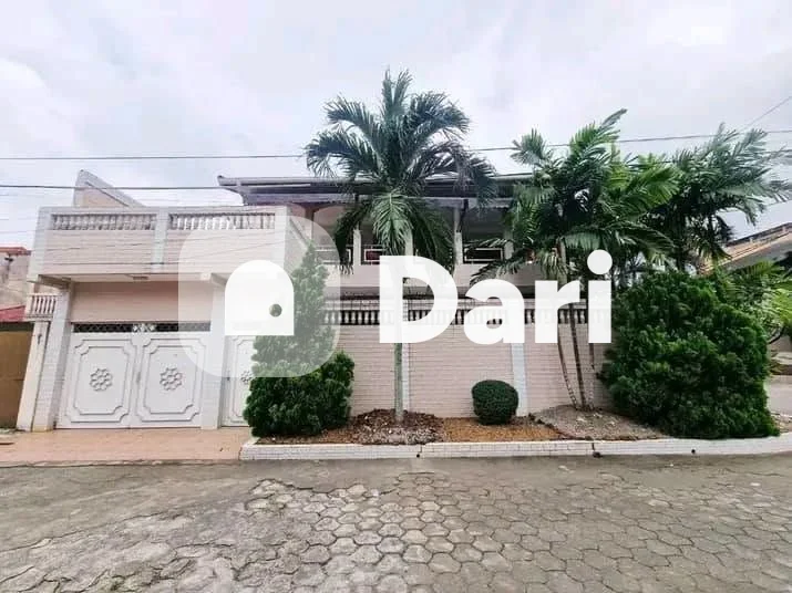 Villa duplex 4 pièces à Angré 8e tranche