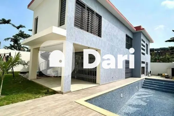 Villa duplex 7 pièces avec piscine à Riviera M'Badon