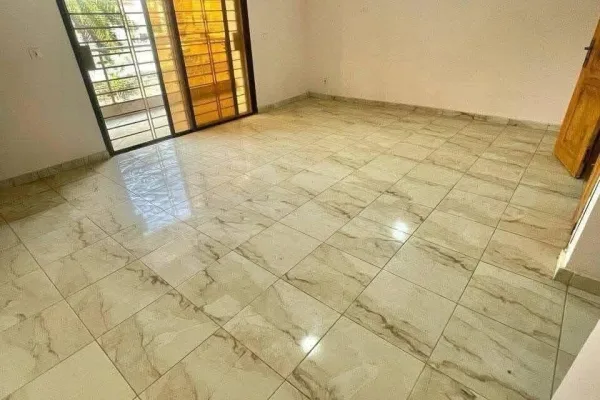 Appartement 4 pièces à Cocody Angré