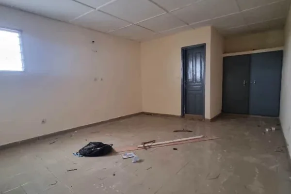 Appartement 4 pièces à Bingerville Nouvel Gar